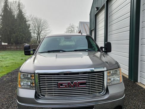 Used 2009 GMC Sierra 2500 SLE w/ Convenience Package image 5