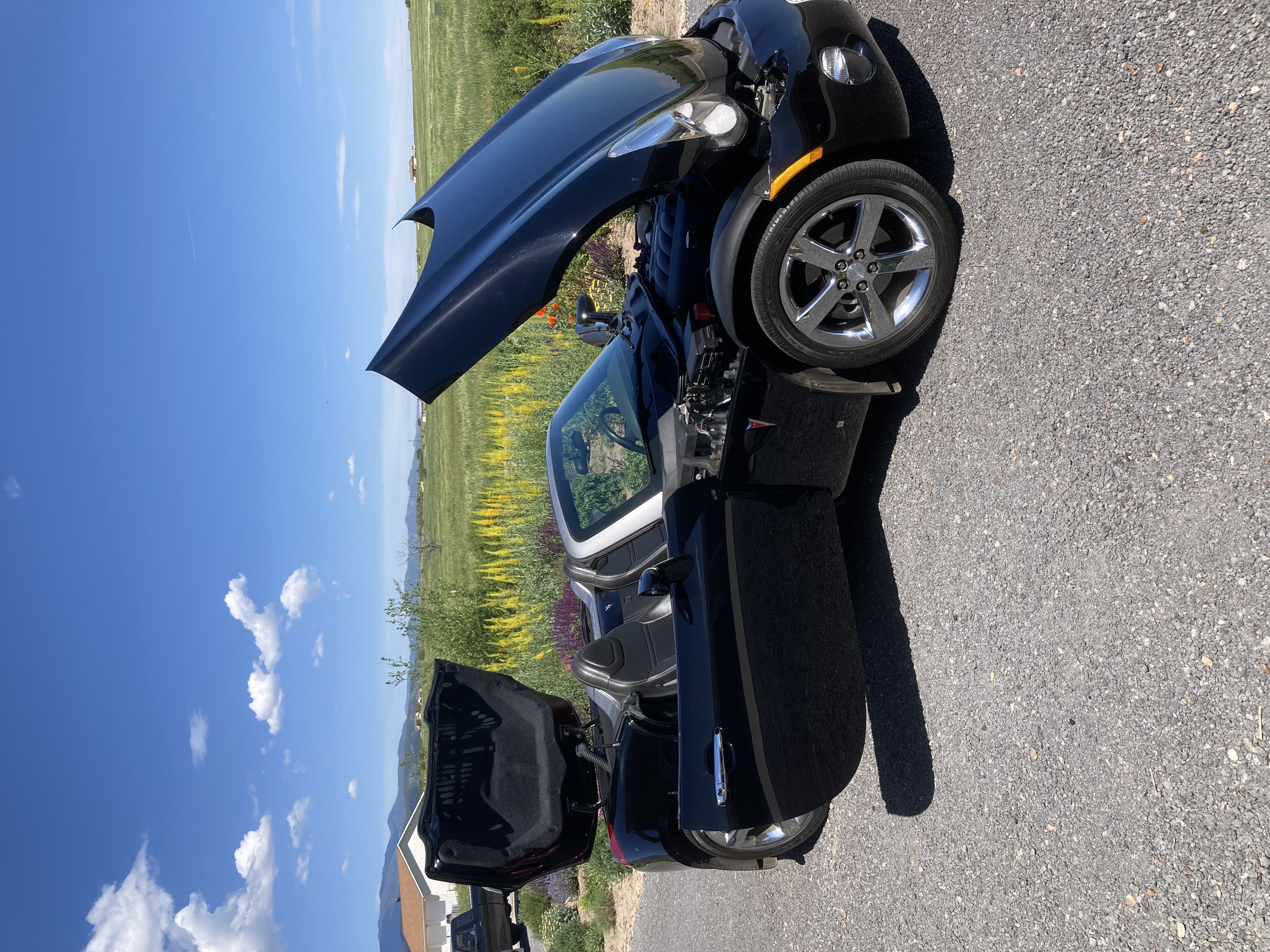 Used 2006 Pontiac Solstice Convertible w/ Premium Package RWD image 5