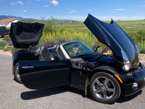 Used 2006 Pontiac Solstice Convertible w/ Premium Package image 6