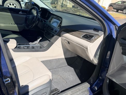 Used 2015 Hyundai Sonata Limited w/ Option Group 05 image 10