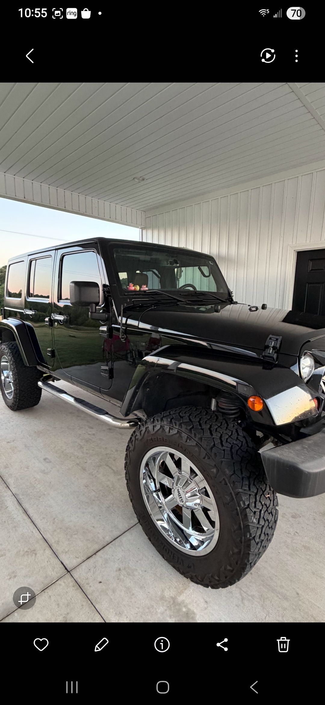 Used 2013 Jeep Wrangler Unlimited Sahara w/ Dual Top Group AWD/4WD image 1