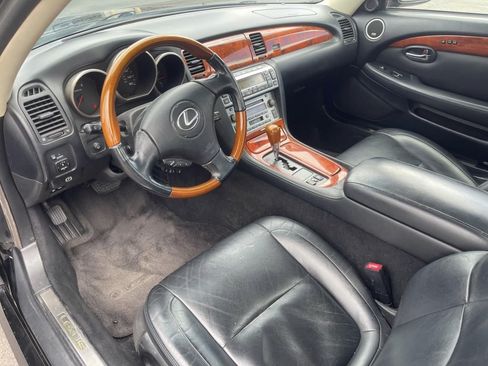 Used 2003 Lexus SC 430 Convertible image 7