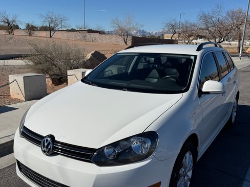 Used 2014 Volkswagen Jetta SE image 4