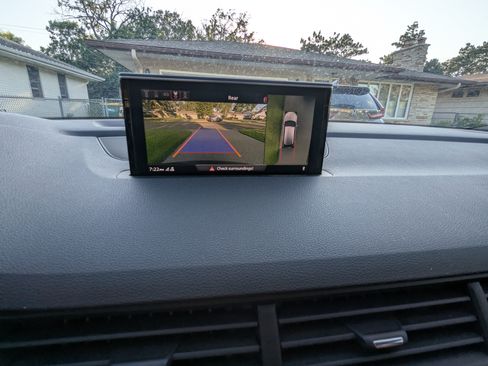 Used 2017 Audi Q7 3.0T Premium Plus image 30