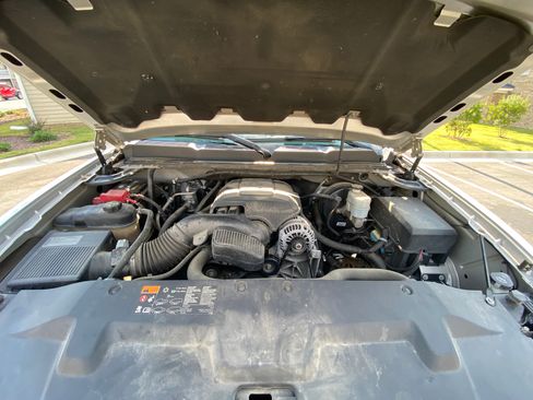 Used 2011 Chevrolet Silverado 1500 LT w/ All-Star Edition image 2