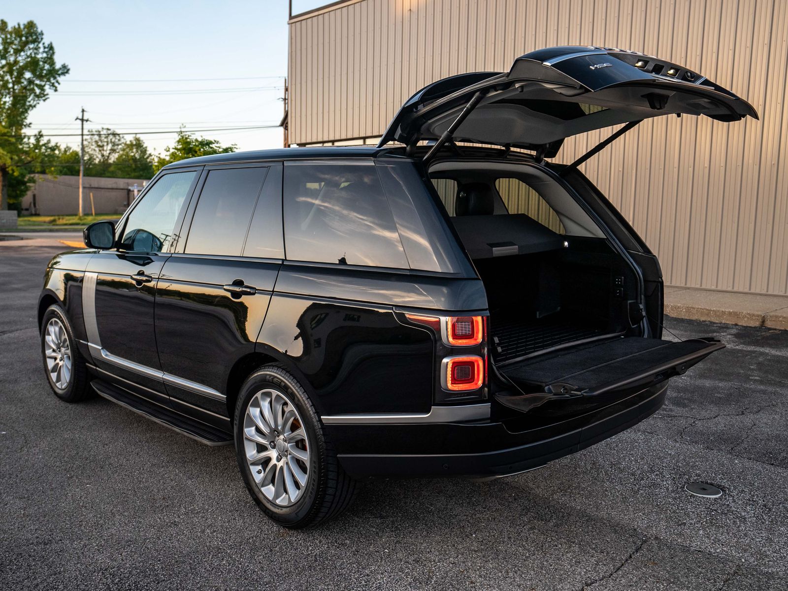 Used 2019 Land Rover Range Rover HSE AWD/4WD image 11