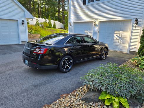 Used 2014 Ford Taurus SHO w/ Equipment Group 401A image 8