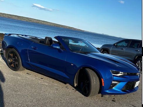 Used 2016 Chevrolet Camaro SS RWD image 4