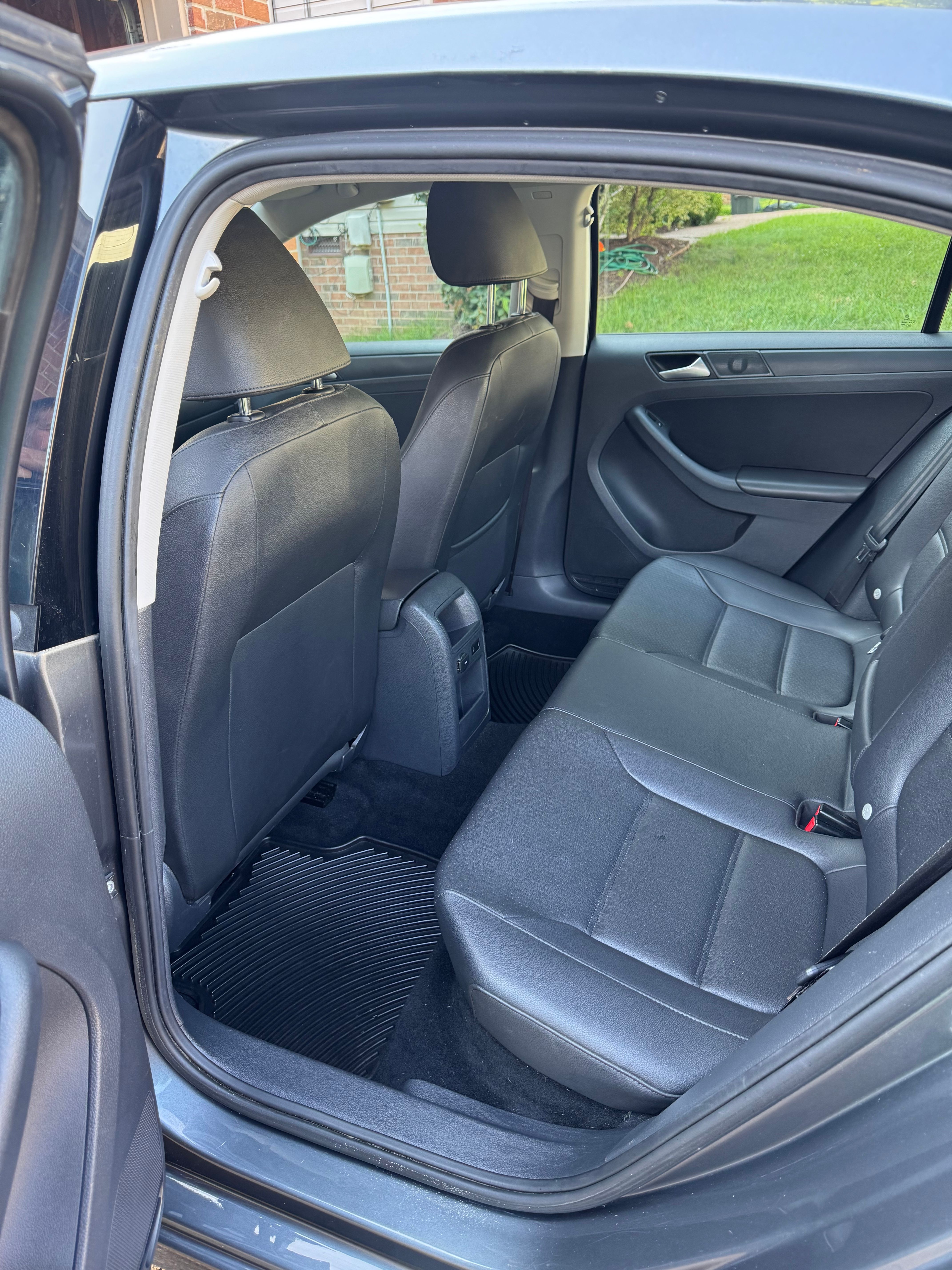 Used 2014 Volkswagen Jetta SE FWD image 12