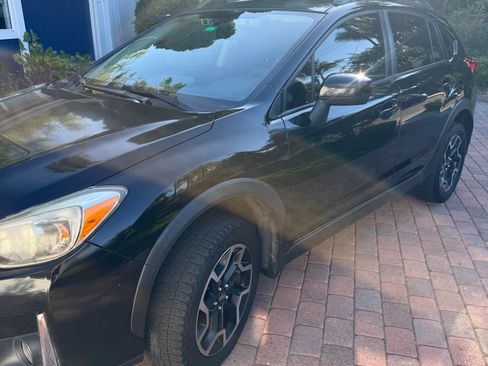 Used 2016 Subaru Crosstrek 2.0i Premium AWD/4WD image 9