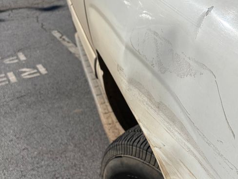 Used 2004 Chevrolet Suburban LT w/ Preferred Equipment Group image 2