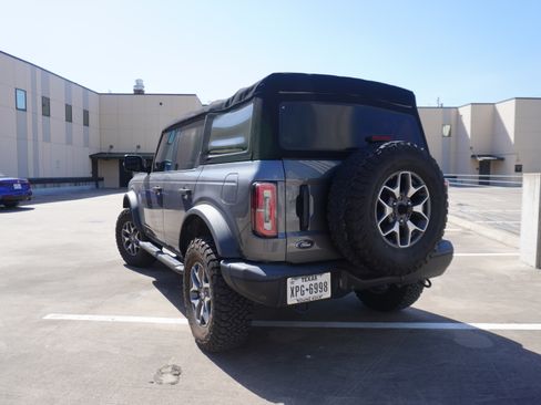 Used 2022 Ford Bronco Badlands AWD/4WD image 5