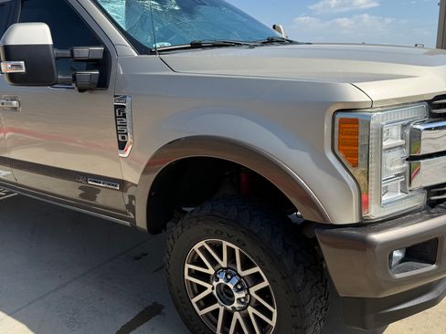 Used 2017 Ford F250 King Ranch w/ King Ranch Ultimate Package image 13