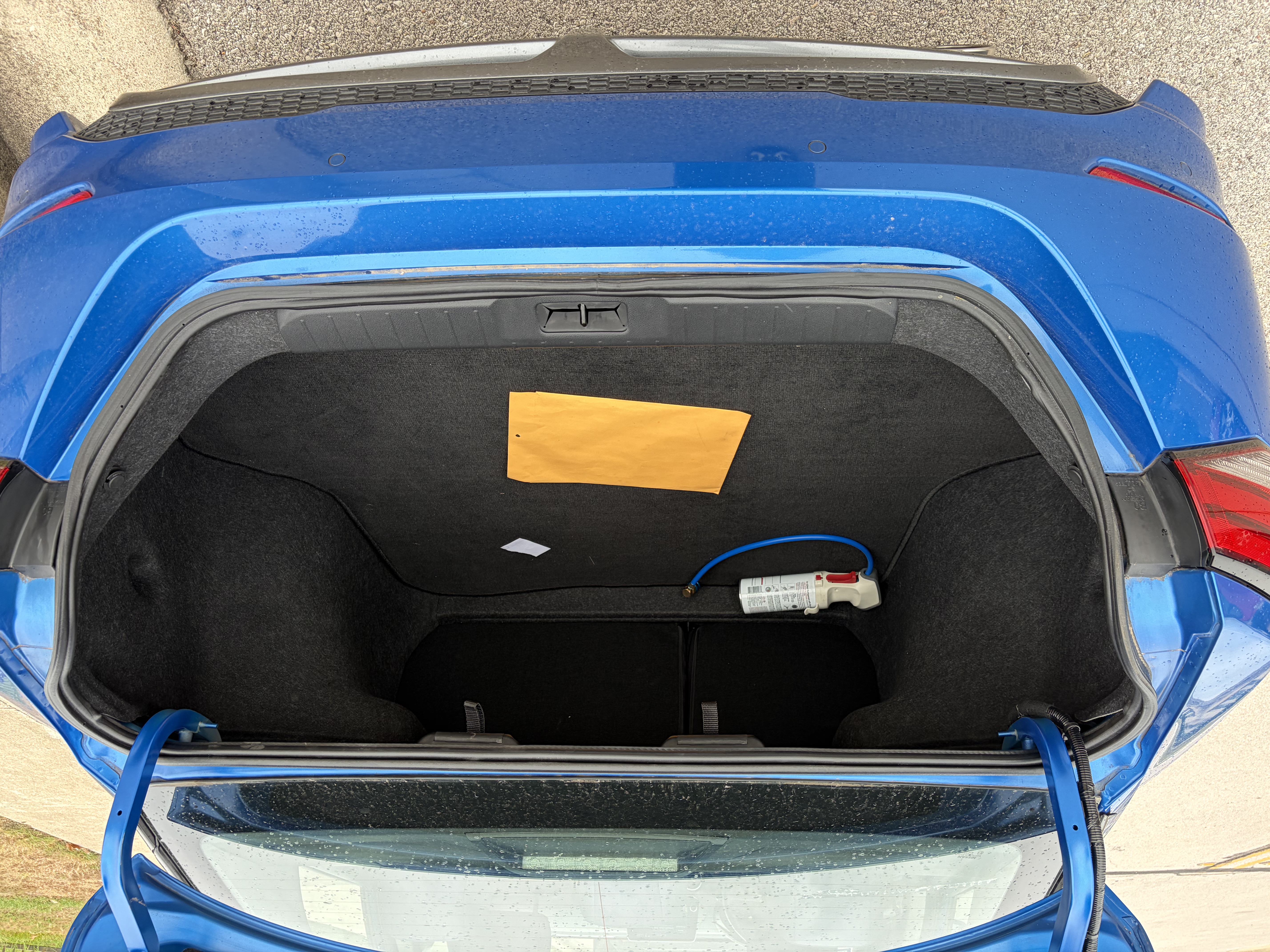 Used 2023 Nissan Sentra SR w/ Trunk Package FWD image 5