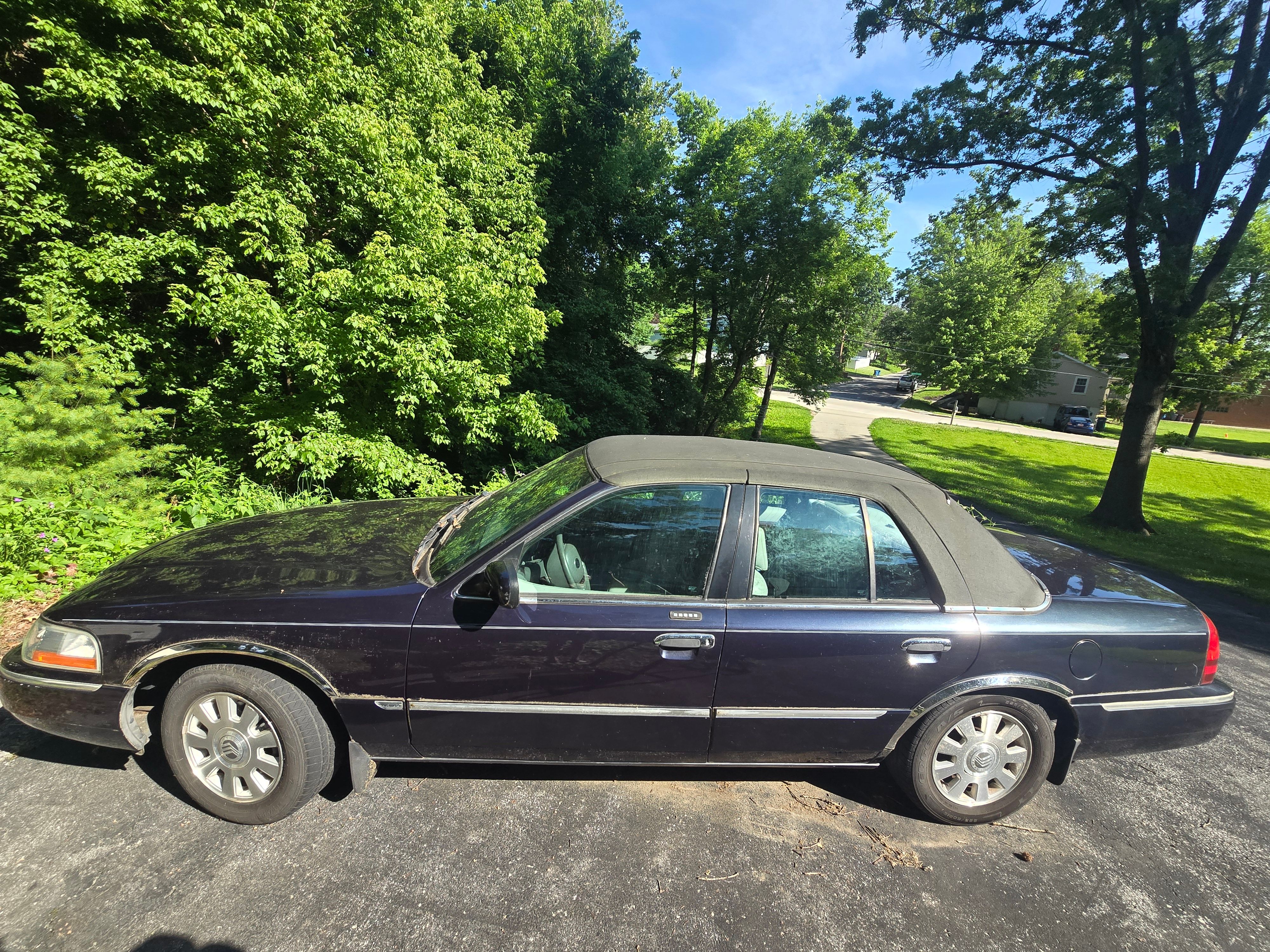 Used 2003 Mercury Grand Marquis LS RWD image 6