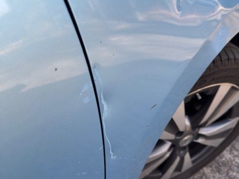 Used 2015 Nissan Leaf SL FWD image 14