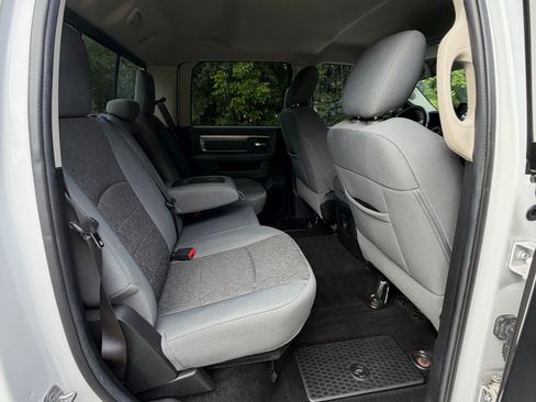 Used 2015 RAM 1500 Big Horn AWD/4WD image 10