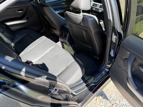 Used 2011 BMW 335i Sedan image 17