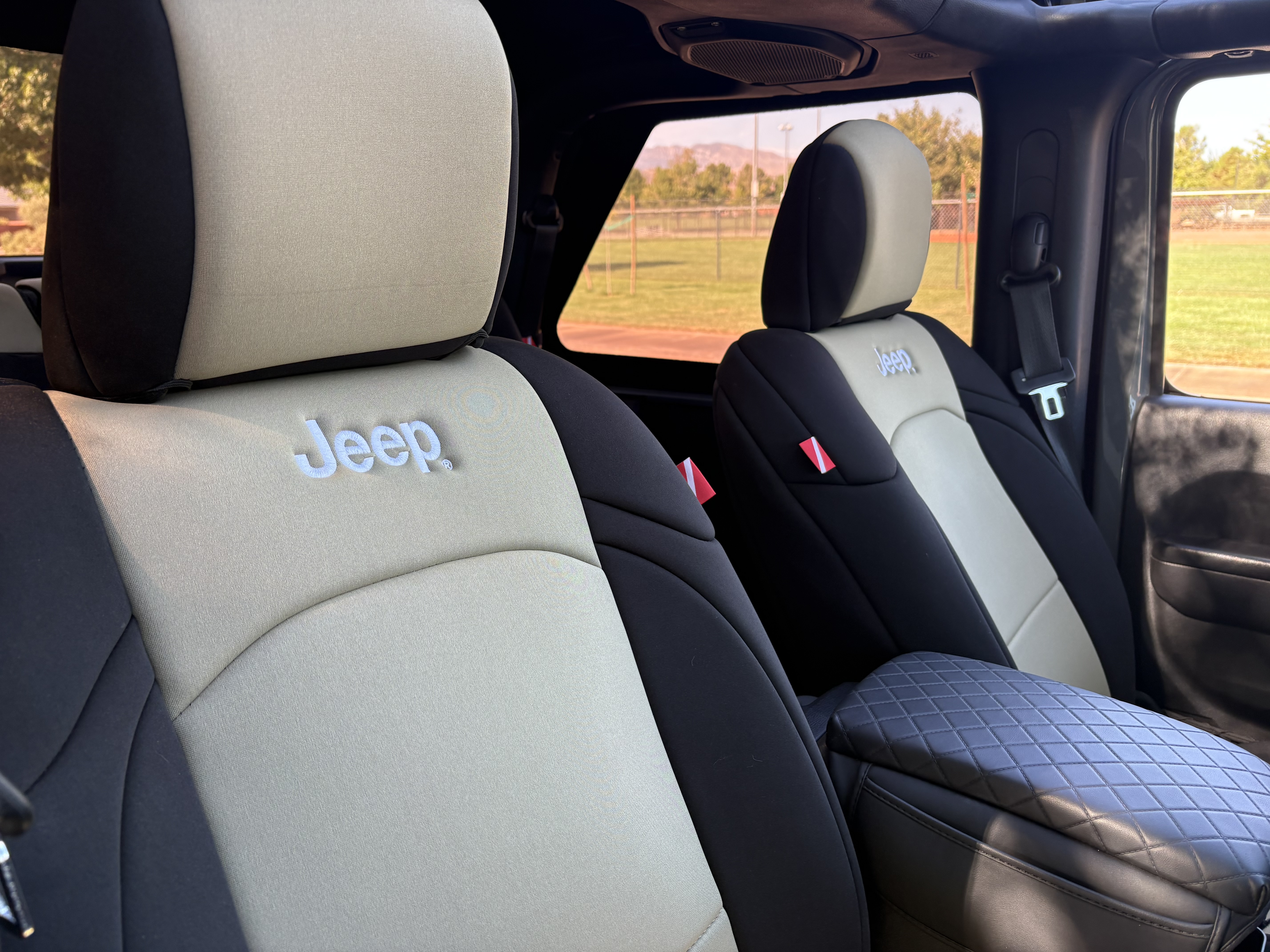 Used 2021 Jeep Wrangler Sport AWD/4WD image 11