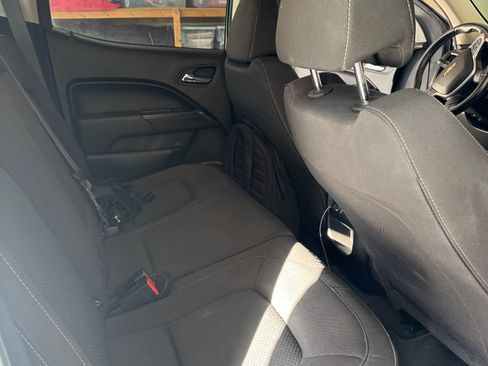 Used 2019 Chevrolet Colorado LT w/ LT Convenience Package image 10