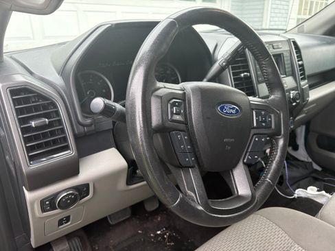 Used 2017 Ford F150 XLT w/ Equipment Group 301A Mid RWD image 9