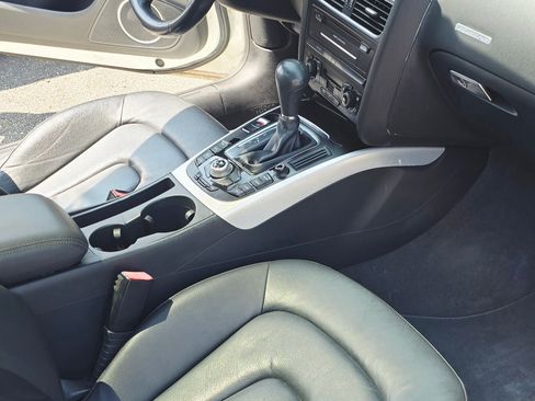 Used 2010 Audi A5 2.0T Premium Plus image 14