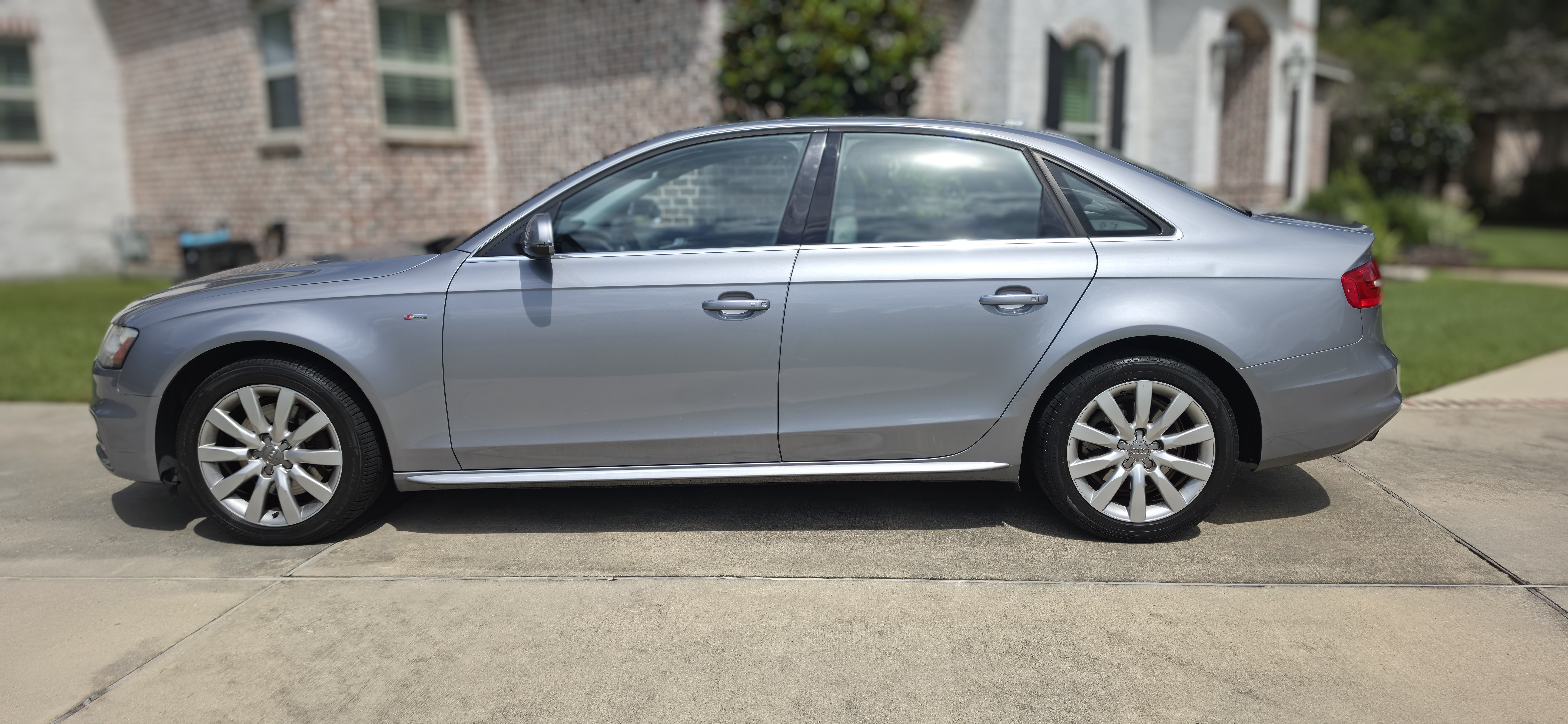 Used 2015 Audi A4 2.0T Premium FWD image 2