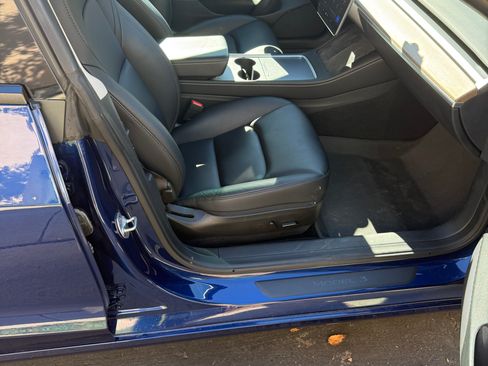 Used 2023 Tesla Model 3 Standard Range image 12