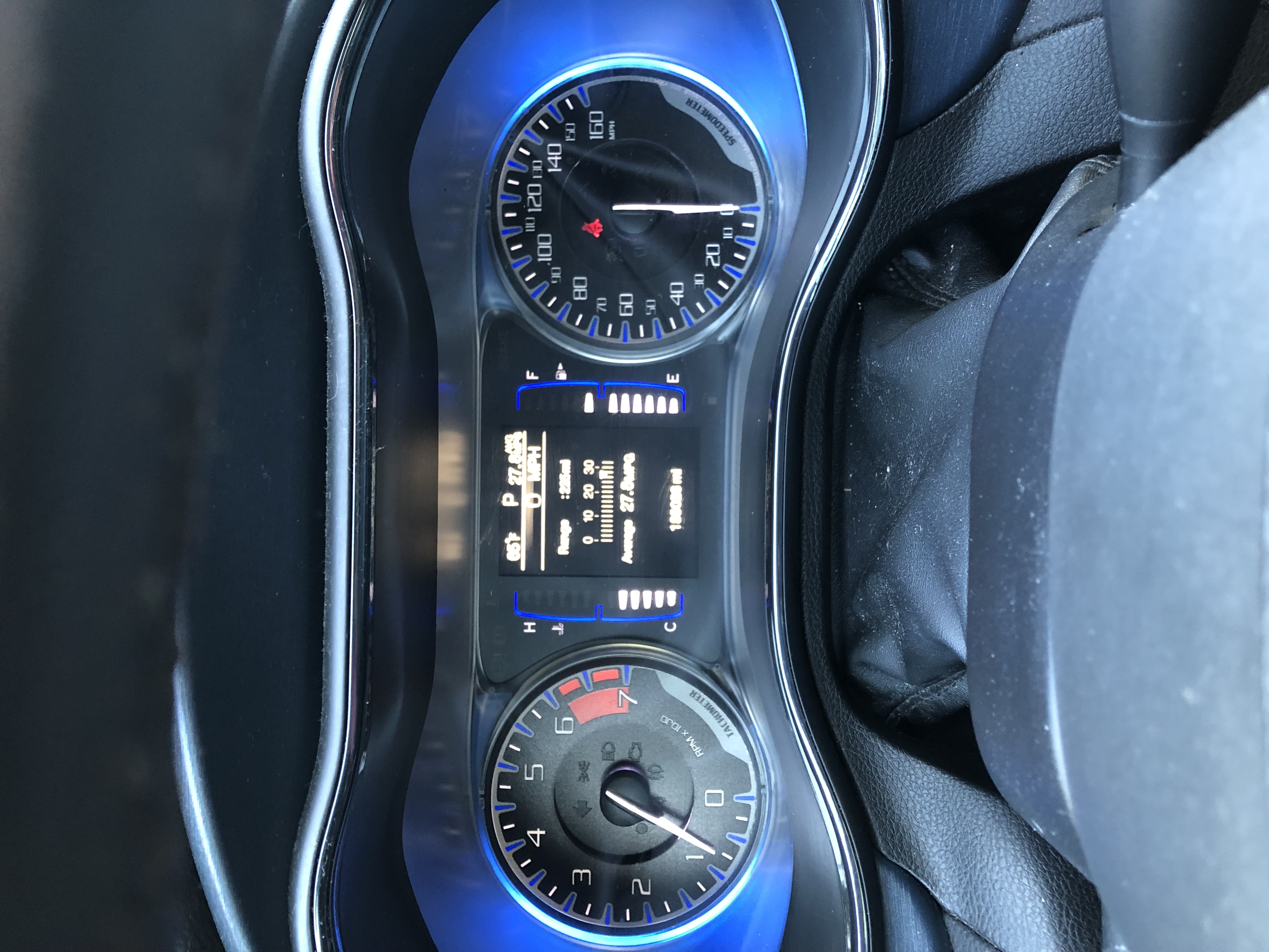 Used 2015 Chrysler 200 S FWD image 18
