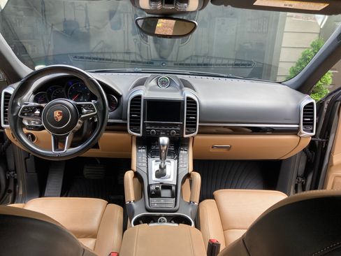 Used 2015 Porsche Cayenne Diesel AWD/4WD image 13
