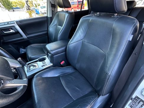 Used 2018 Toyota 4Runner Limited image 12