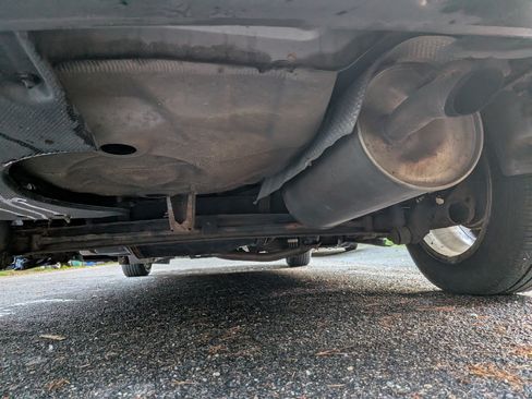 Used 2005 Toyota Prius Hatchback 4D image 12