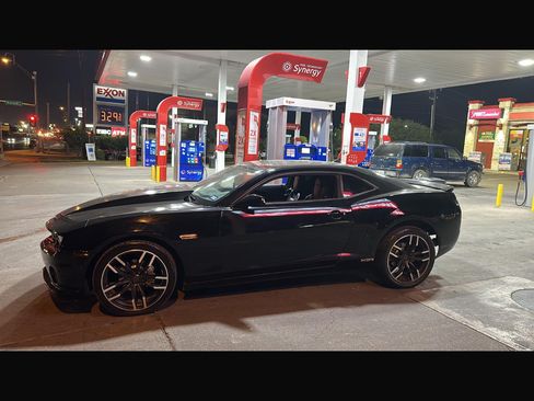 Used 2011 Chevrolet Camaro SS w/ RS Package image 16