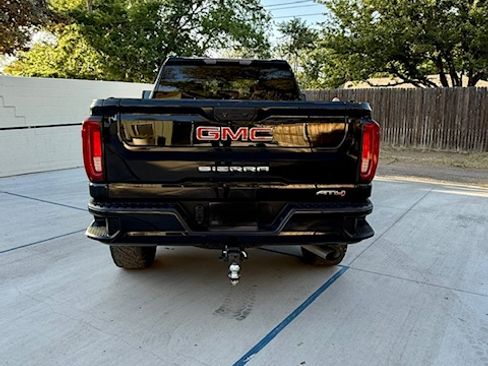 Used 2021 GMC Sierra 2500 AT4 AWD/4WD image 4