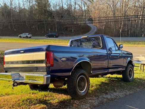 Used 1996 Ford F250 4x4 Regular Cab image 6