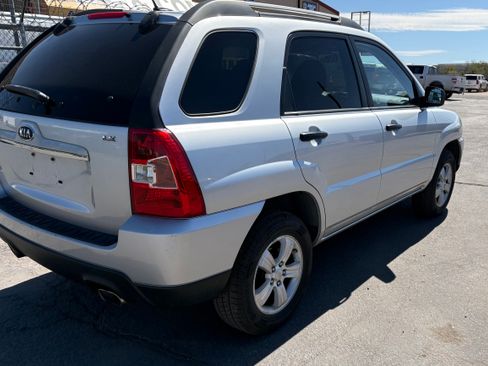 Used 2009 Kia Sportage LX image 5