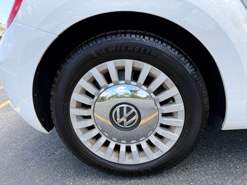 Used 2013 Volkswagen Beetle 2.5 FWD image 19