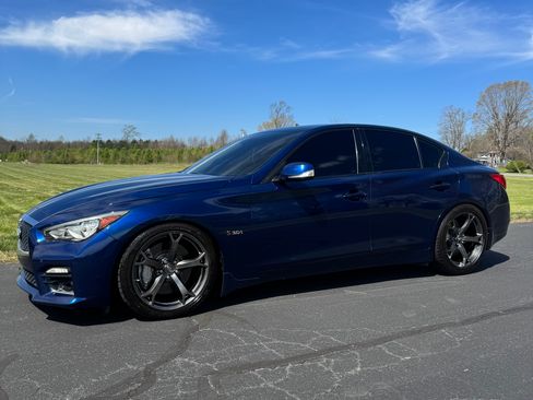 Used 2016 INFINITI Q50 Red Sport 400 image 1
