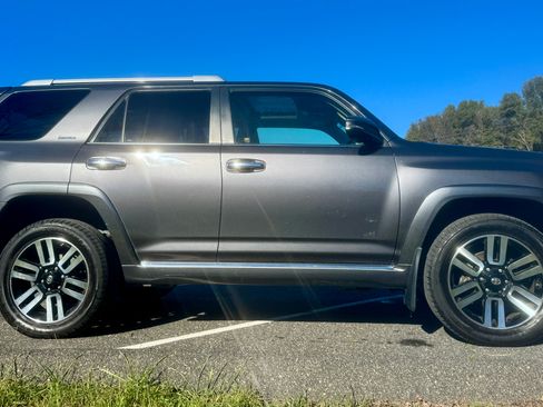 Used 2014 Toyota 4Runner Limited image 2