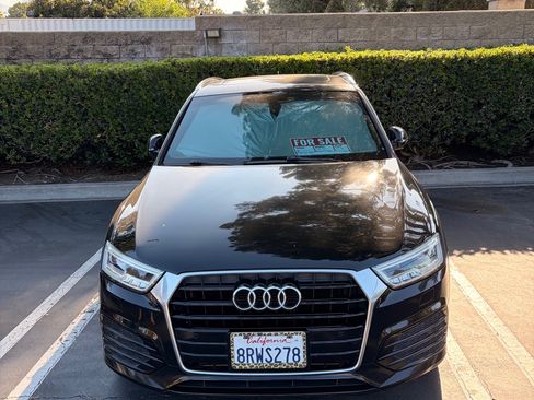Used 2018 Audi Q3 2.0T Premium Plus w/ Premium Plus Package FWD image 4