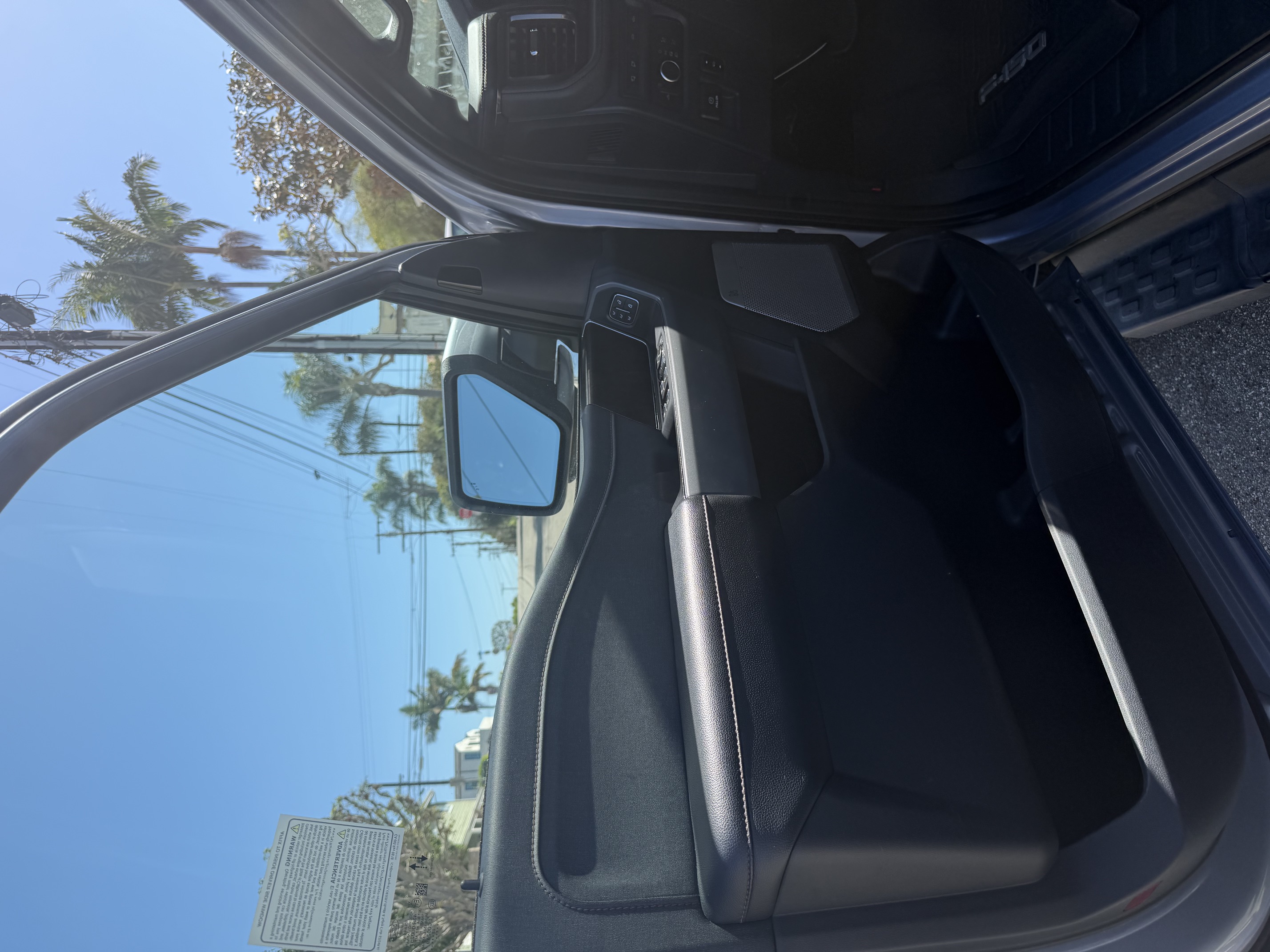 Used 2022 Ford F150 Lightning Lariat w/ Tow Technology Package AWD/4WD image 8