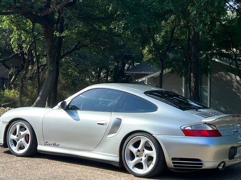 Used 2001 Porsche 911 Turbo image 2
