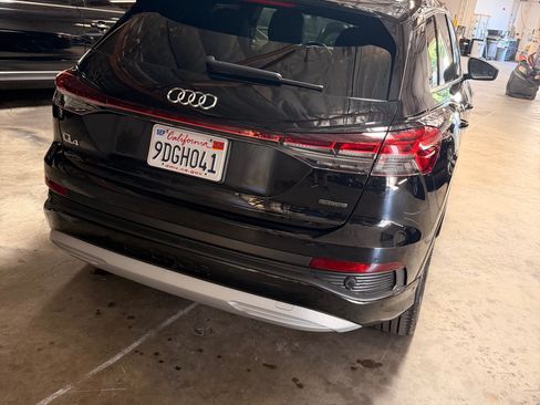 Used 2022 Audi Q4 e-tron Premium image 5