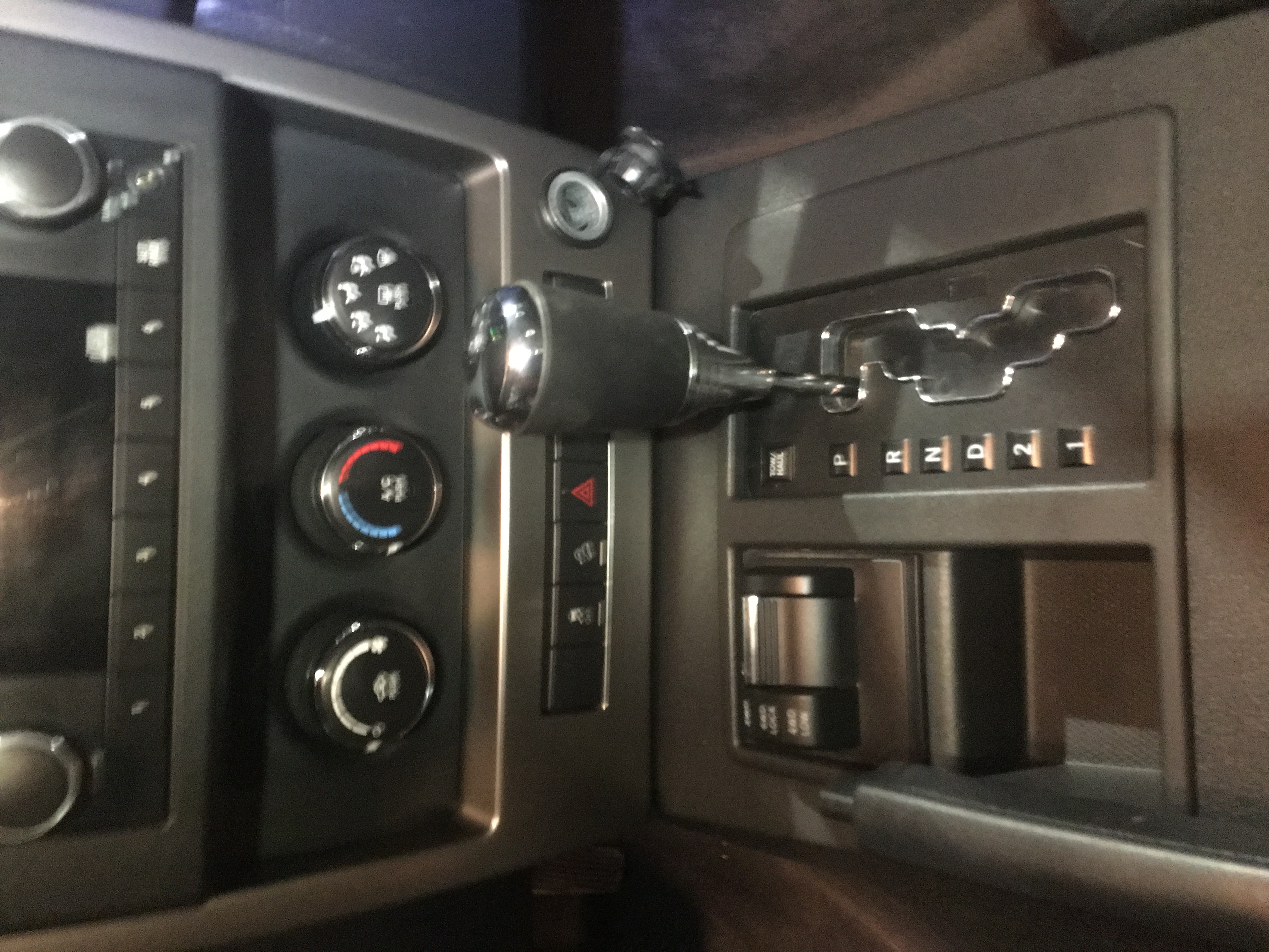 Used 2012 Jeep Liberty Sport AWD/4WD image 14