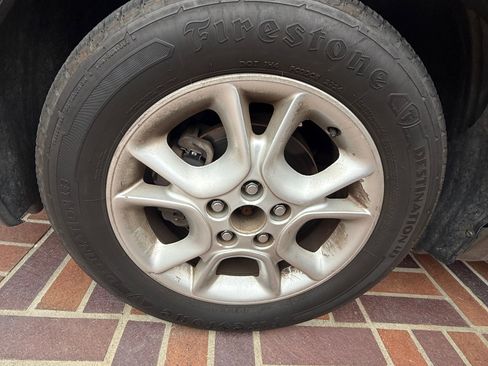 Used 2005 Toyota Sienna XLE image 19