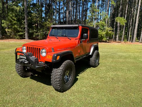 Used 2006 Jeep Wrangler Unlimited Rubicon image 2