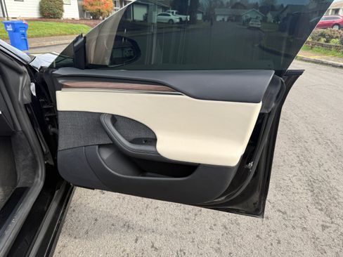 Used 2021 Tesla Model S Long Range image 14