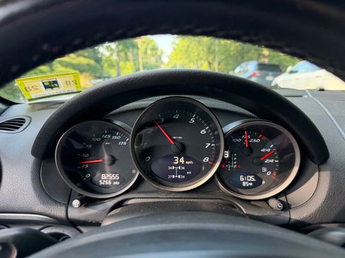 Used 2011 Porsche Boxster RWD image 16