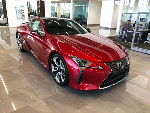 Used 2018 Lexus LC 500 Coupe w/ Sport Package RWD image 8