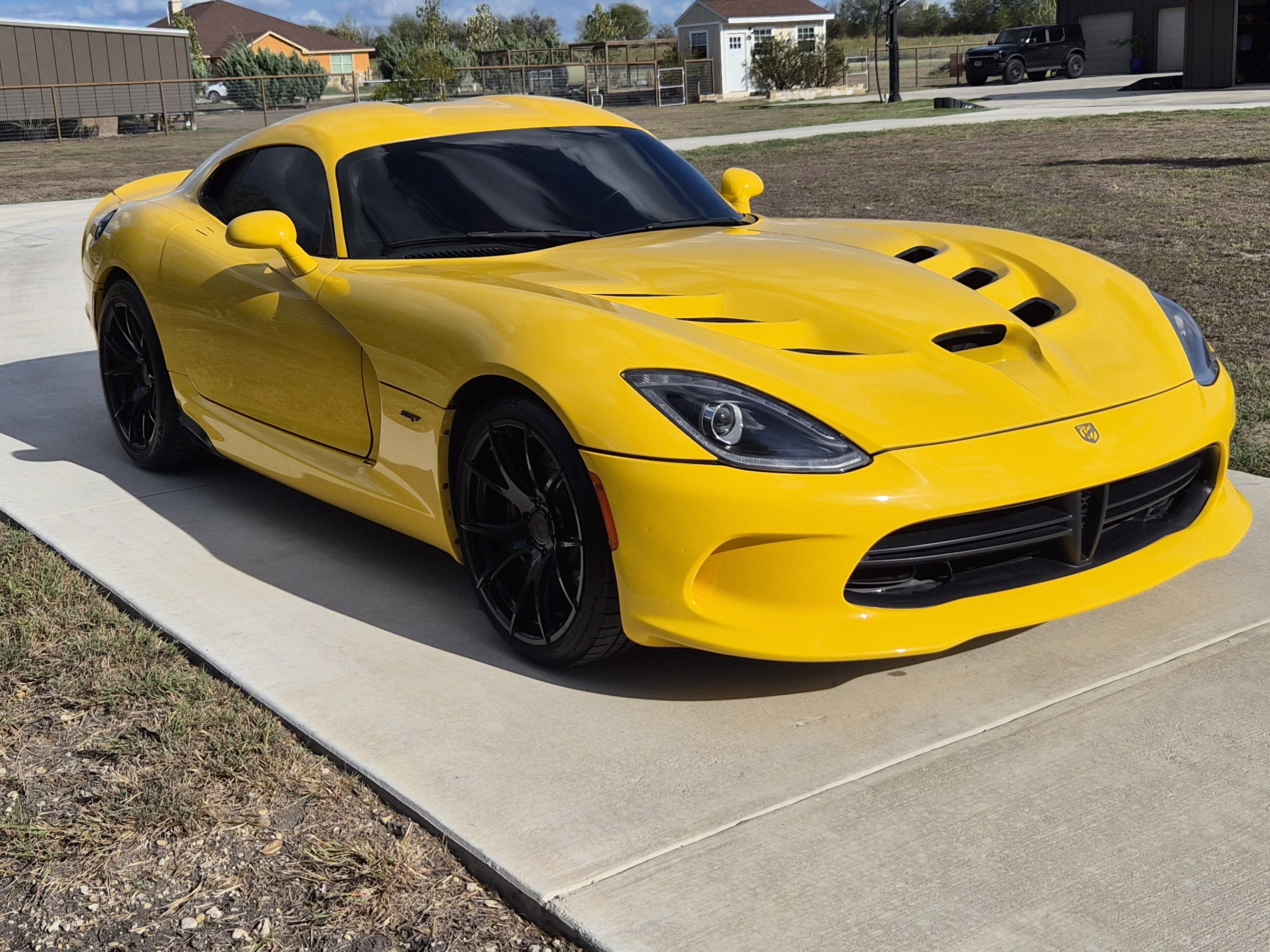 Used 2013 SRT Viper SRT-10 w/ Grand Touring Pkg RWD image 10